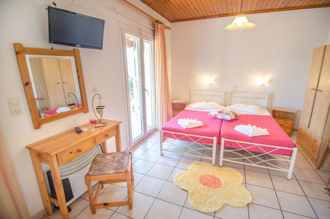 Noufaro Apartamento Paleokastritsa Exterior foto